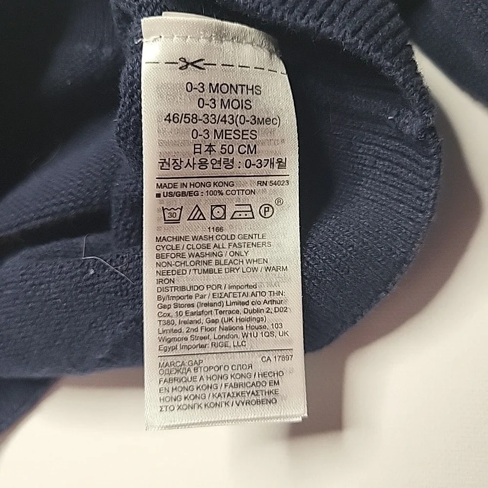 BABY GAP Crewneck Navy Blue Sweater‎ Boys Yellow Dinosaur Sweater Top Size 0-3mo